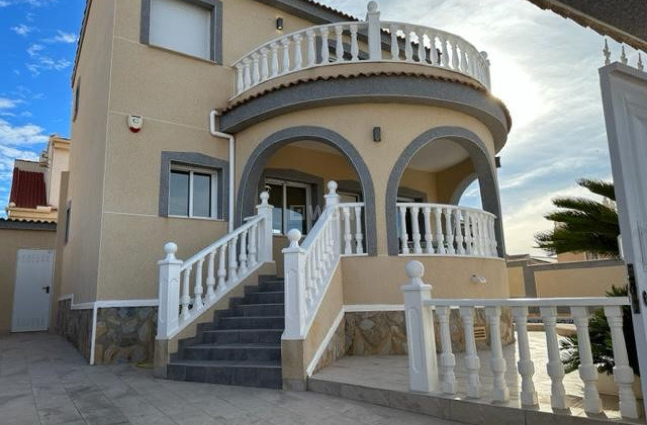 Resale - Villa - Rojales - Inland