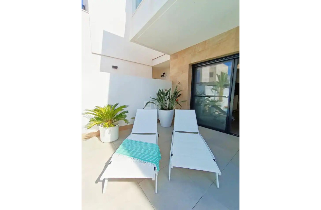 Reventa - Villa - Los Montesinos - Costa Blanca