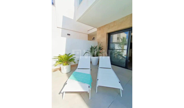 Resale - Villa - Los Montesinos - Costa Blanca