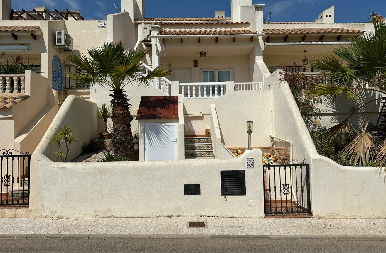 Odsprzedaż - Bungalow - Orihuela Costa - Costa Blanca