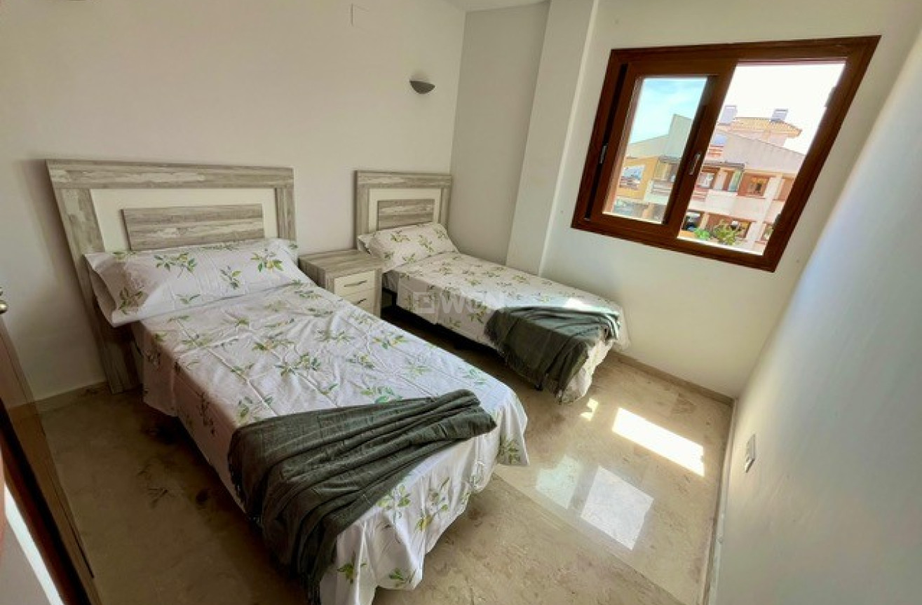 Resale - Apartment / flat - Torrevieja - Costa Blanca