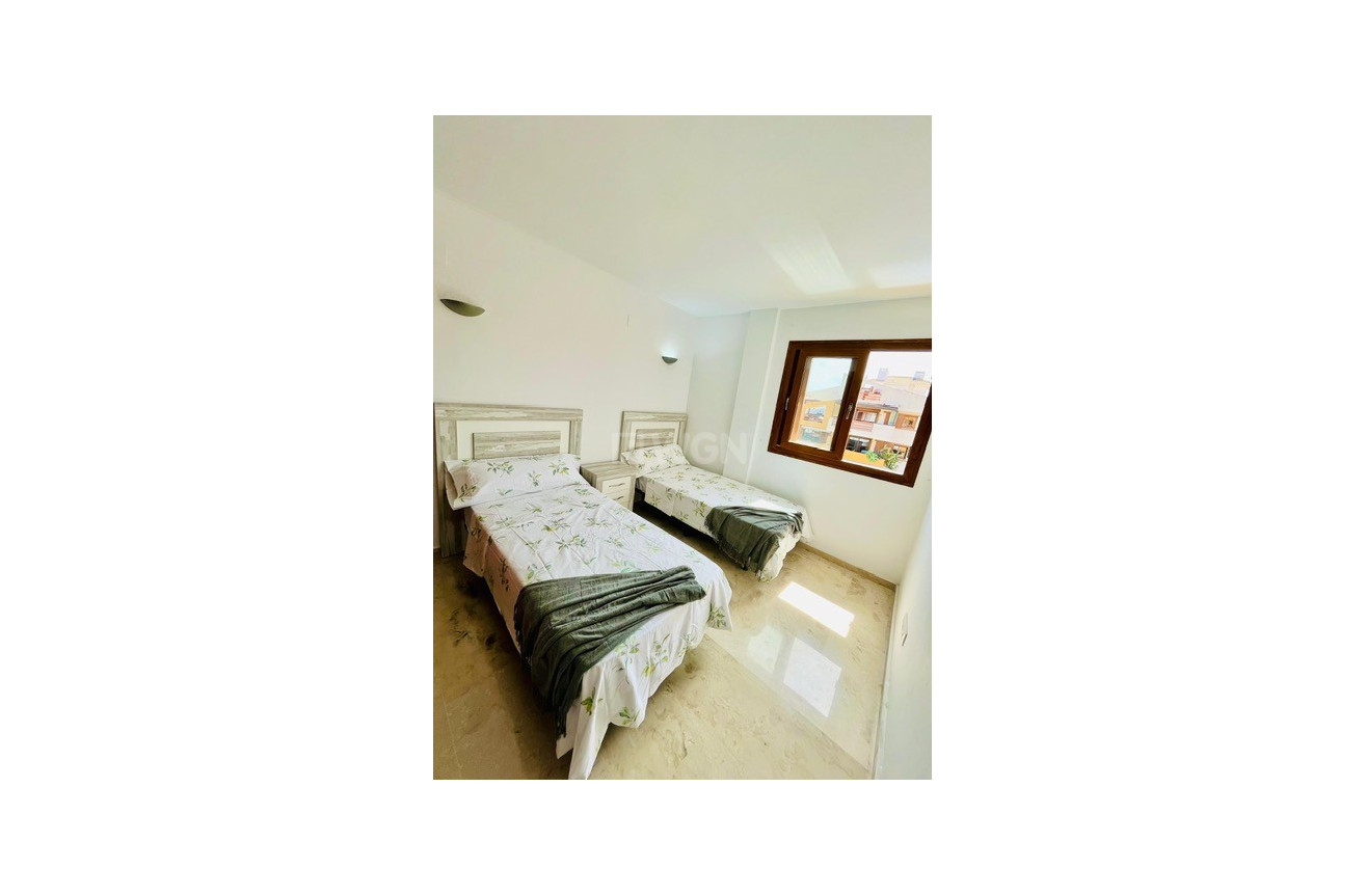 Resale - Apartment / flat - Torrevieja - Costa Blanca