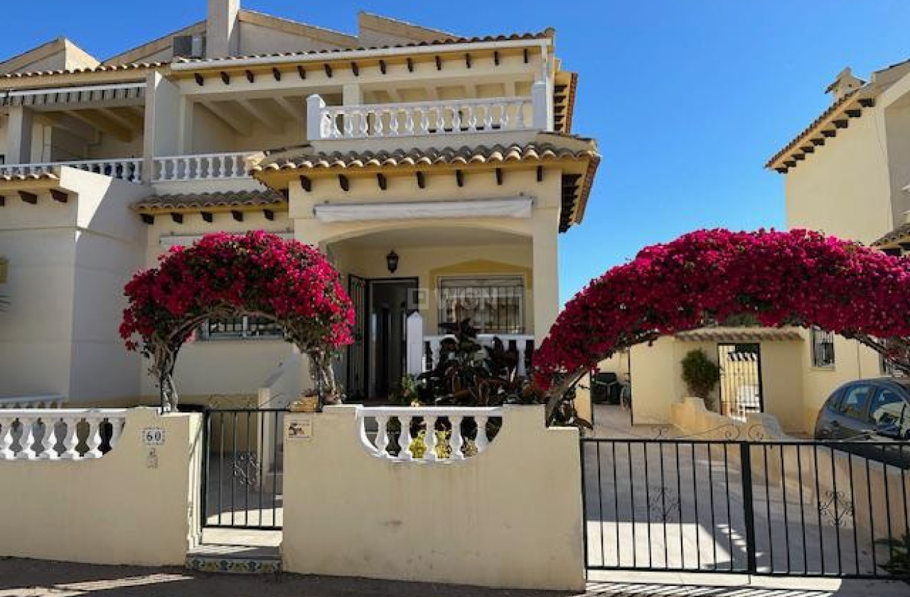 Resale - Villa - Orihuela Costa - Costa Blanca