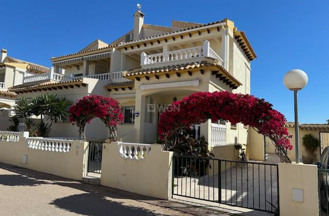 Odsprzedaż - Villa - Orihuela Costa - Costa Blanca