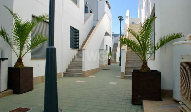 Resale - Bungalow - Pilar de la Horadada - Costa Blanca