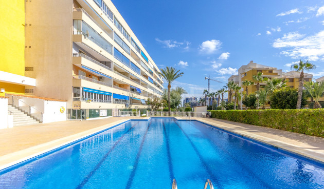 Resale - Apartment / flat - Punta Prima - Costa Blanca