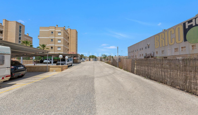 Resale - Apartment / flat - Torrevieja - Sector 25