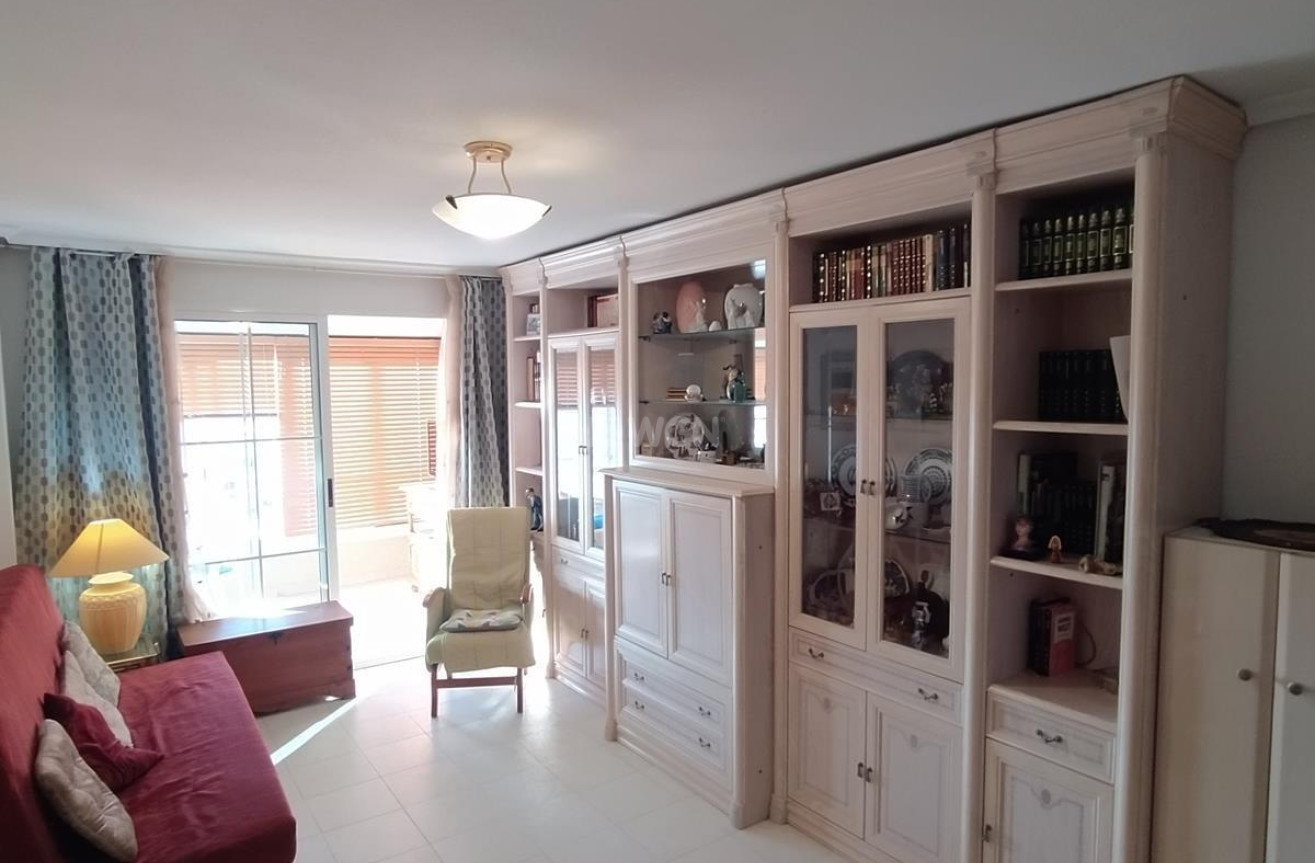 Resale - Apartment / flat - Torrevieja - Acequion