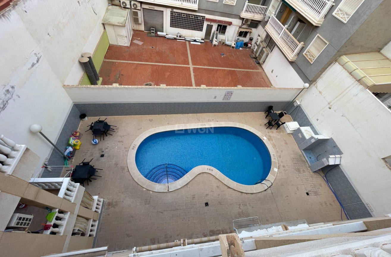 Resale - Apartment / flat - Torrevieja - Playa del Cura