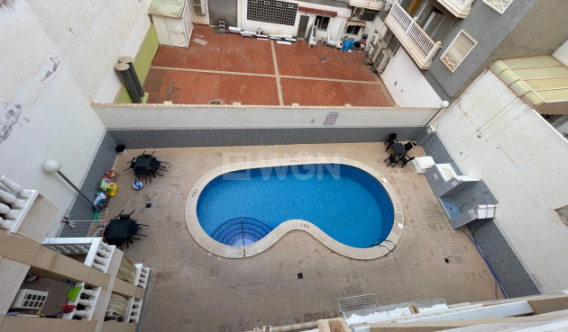 Resale - Apartment / flat - Torrevieja - Playa del Cura