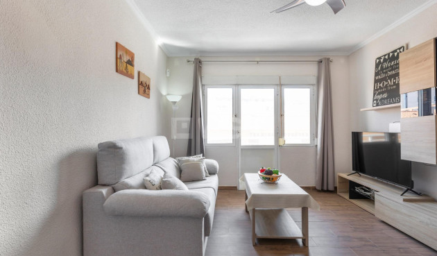 Reventa - Apartamento / piso - Torrevieja - Estacion De Autobuses