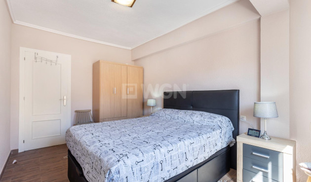 Resale - Apartment / flat - Torrevieja - Estacion De Autobuses