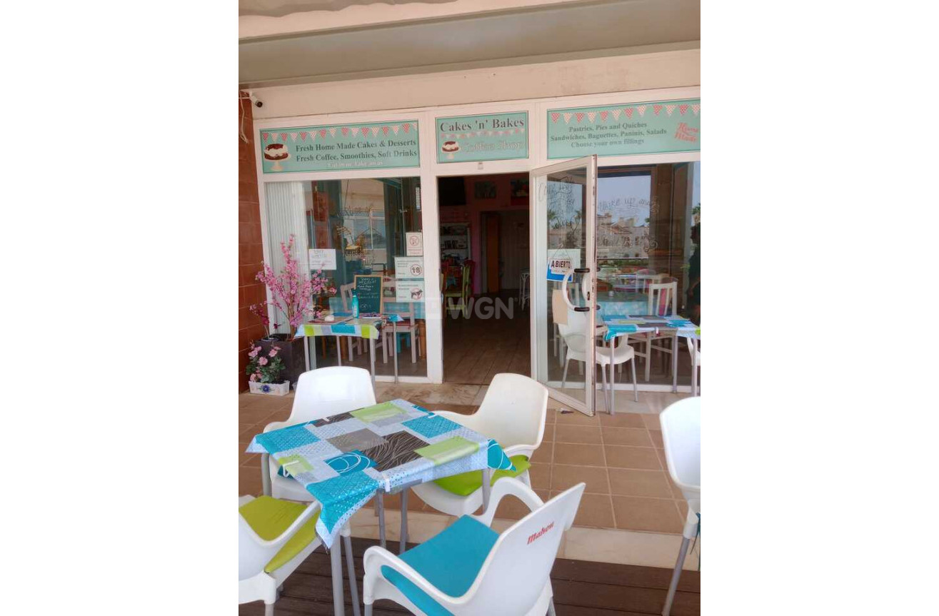 Reventa - Comercial - Villamartin - Costa Blanca