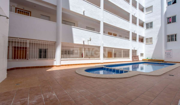 Resale - Apartment / flat - Torrevieja - Costa Blanca