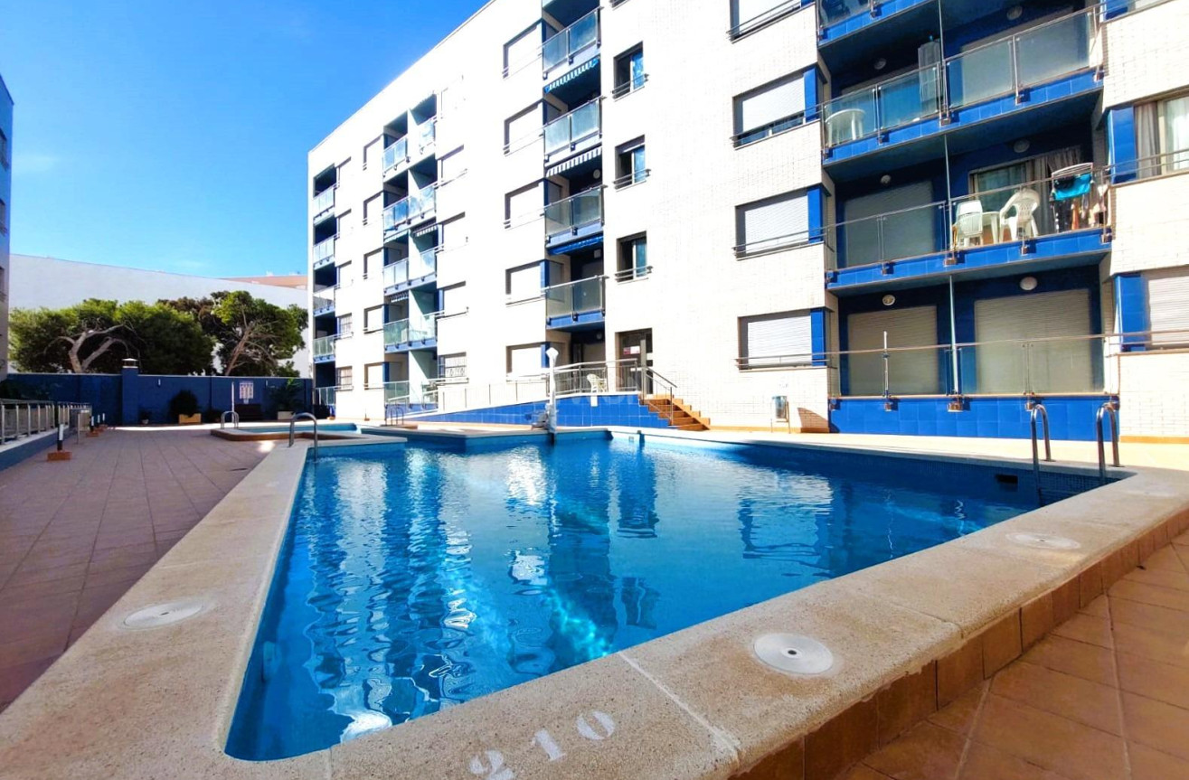 Resale - Apartment / flat - Torrevieja - Costa Blanca