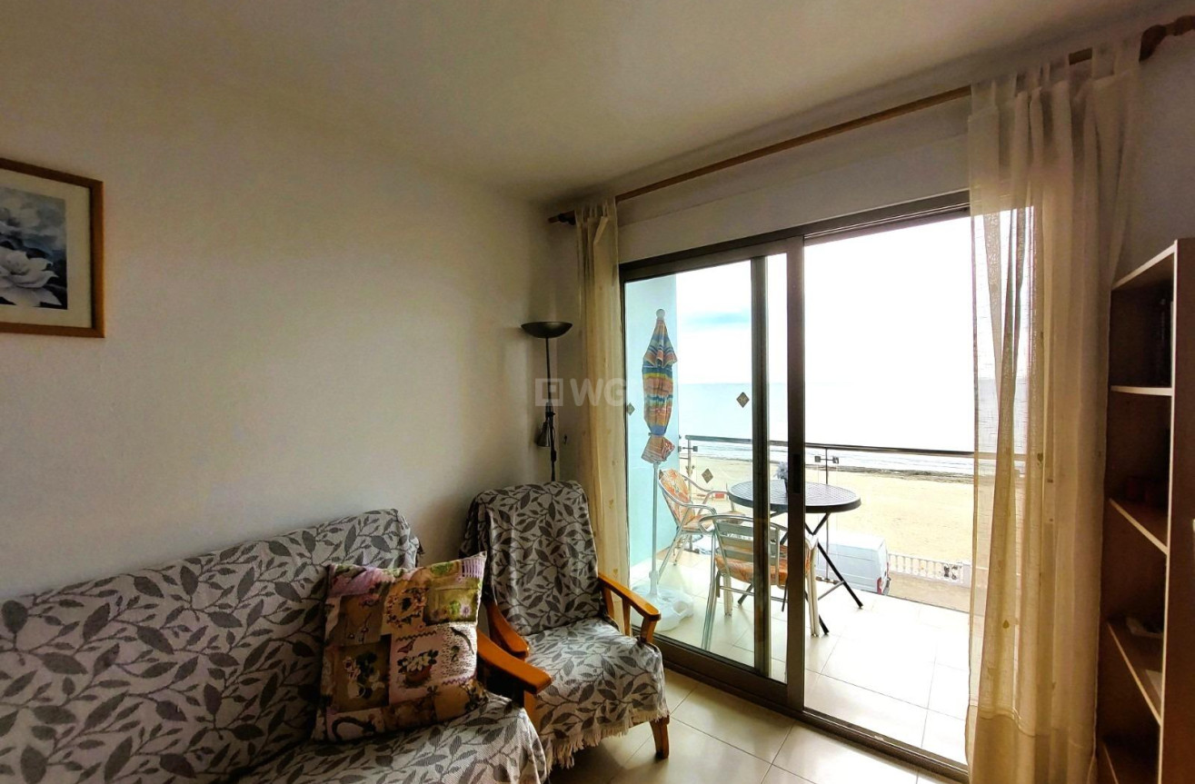 Resale - Apartment / flat - Torrevieja - Costa Blanca