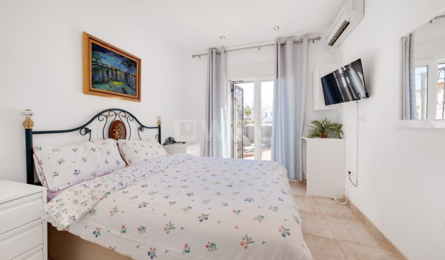 Resale - Villa - Orihuela Costa - Costa Blanca