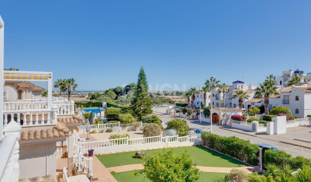 Odsprzedaż - Villa - Orihuela Costa - Costa Blanca