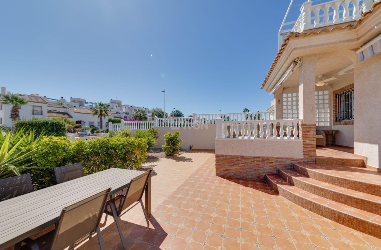 Odsprzedaż - Villa - Orihuela Costa - Costa Blanca