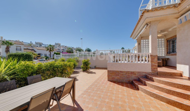 Resale - Villa - Orihuela Costa - Costa Blanca