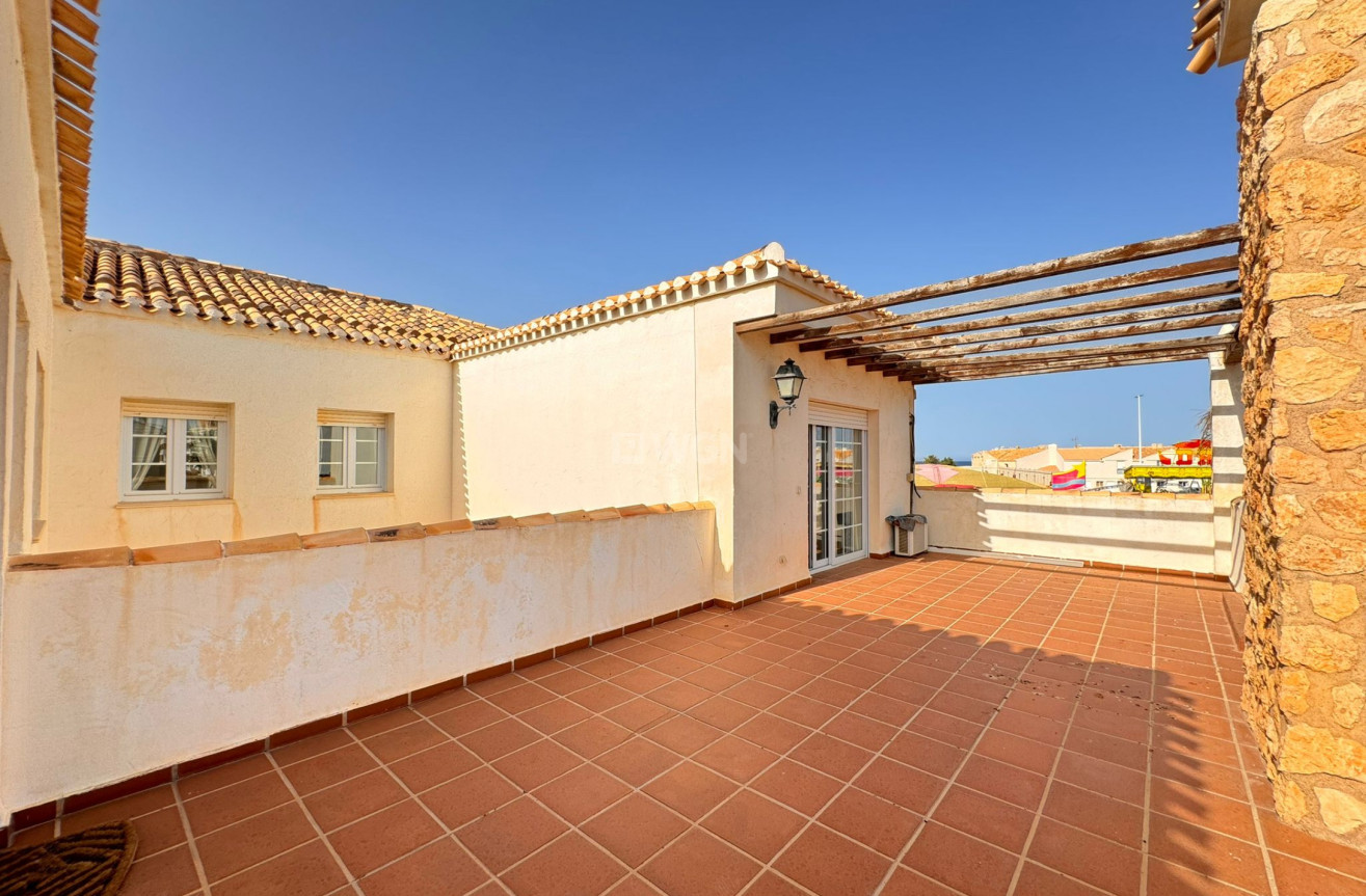 Resale - Villa - La Manga del Mar Menor - Costa Calida