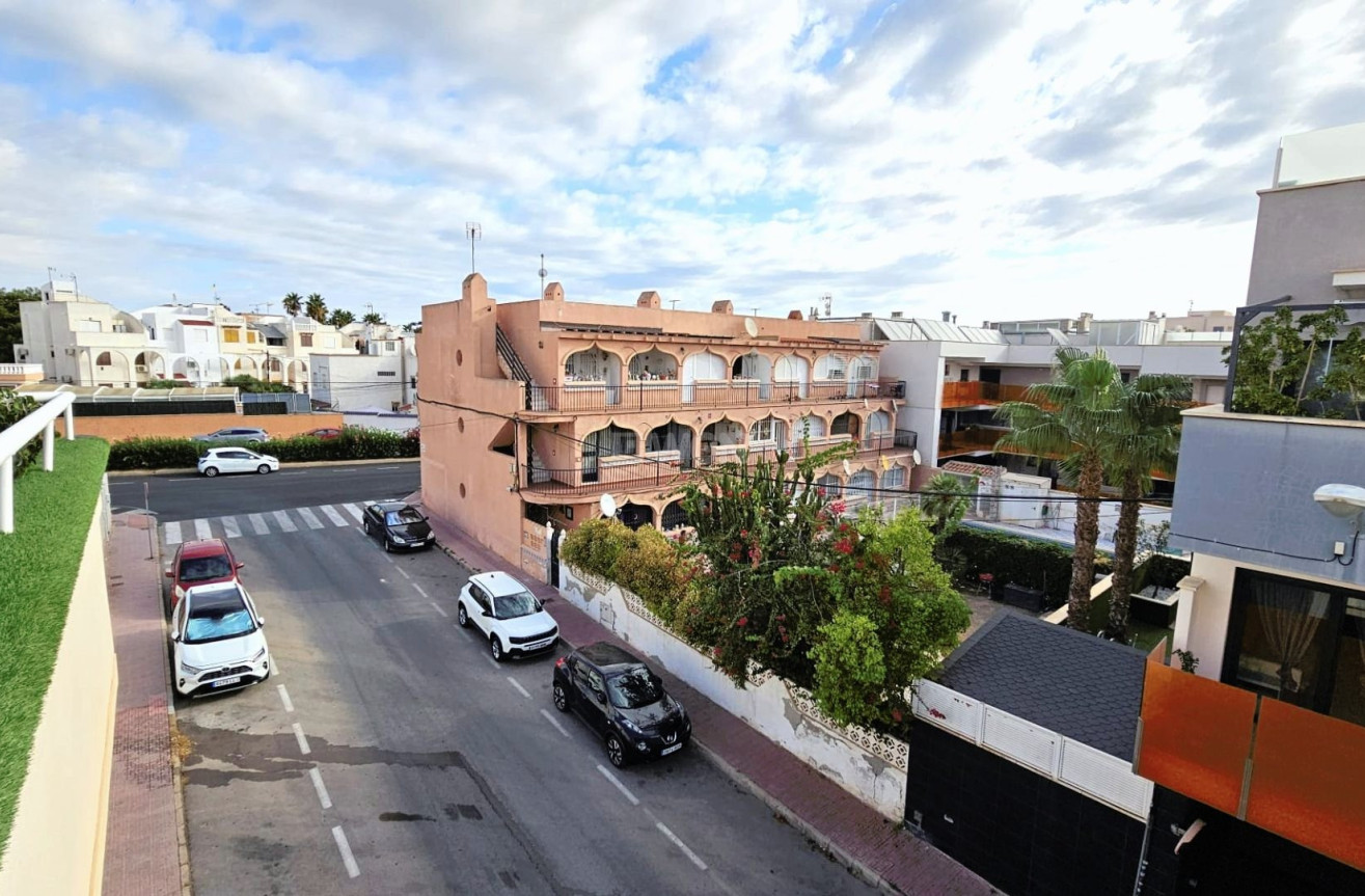 Resale - Apartment / flat - Torrevieja - Costa Blanca