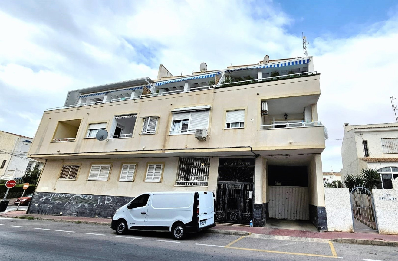 Resale - Apartment / flat - Torrevieja - Costa Blanca