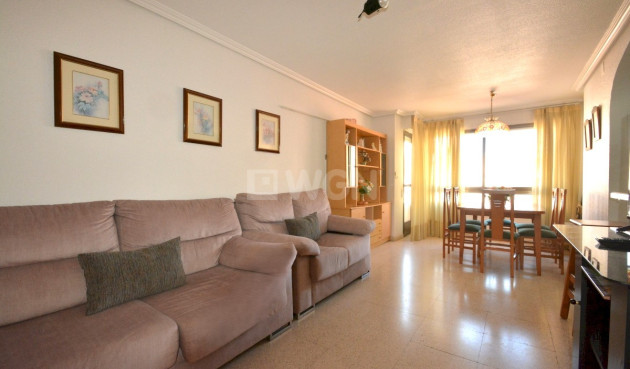 Resale - Apartment / flat - Guardamar del Segura - Costa Blanca