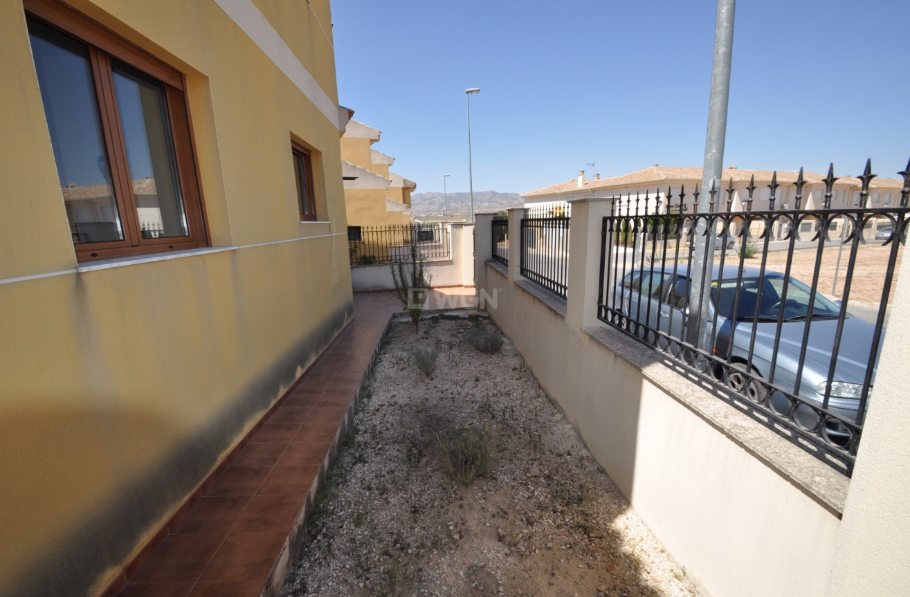 Resale - Townhouse - Pinoso - Inland