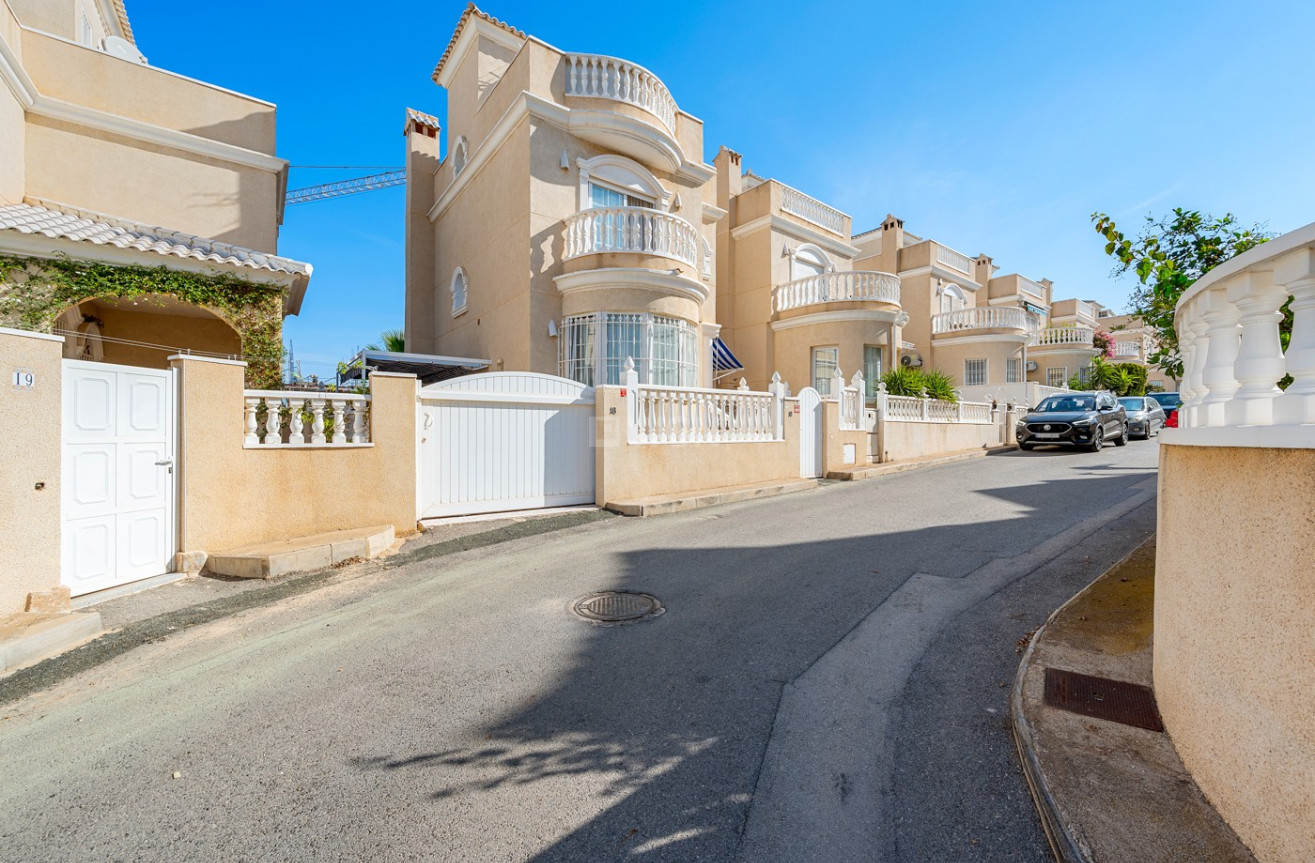 Reventa - Villa - Orihuela - Inland