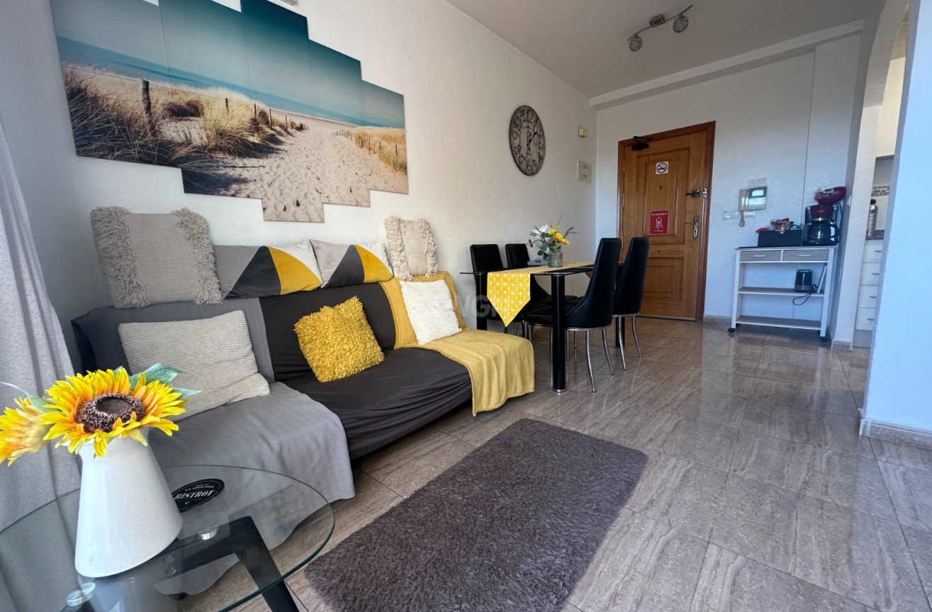 Resale - Apartment / flat - Torrevieja - Costa Blanca