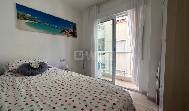 Resale - Apartment / flat - Torrevieja - Costa Blanca