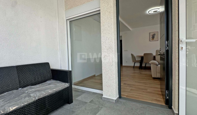 Resale - Apartment / flat - Torrevieja - Costa Blanca