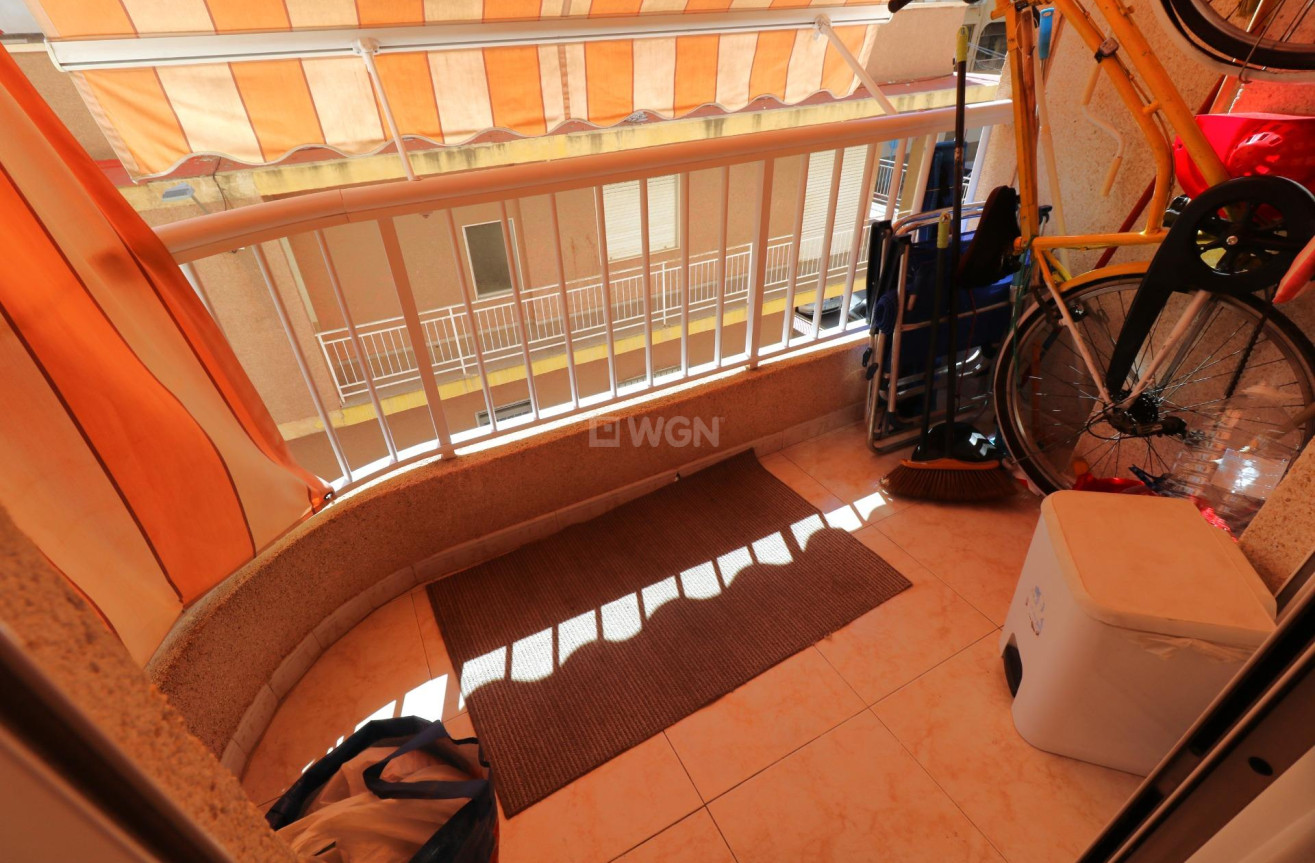 Resale - Apartment / flat - Torrevieja - Acequion