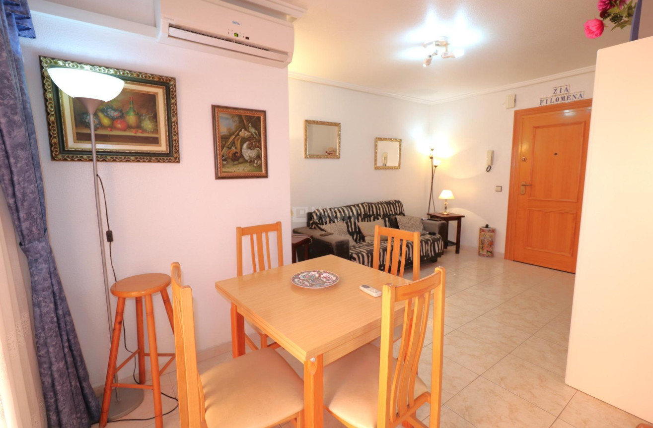 Resale - Apartment / flat - Torrevieja - Acequion