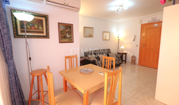 Resale - Apartment / flat - Torrevieja - Acequion