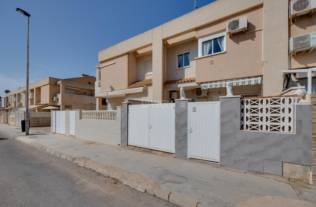 Resale - Duplex - Torrevieja - Aguas Nuevas 2