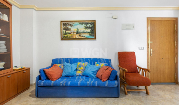 Resale - Apartment / flat - Torrevieja - La Mata