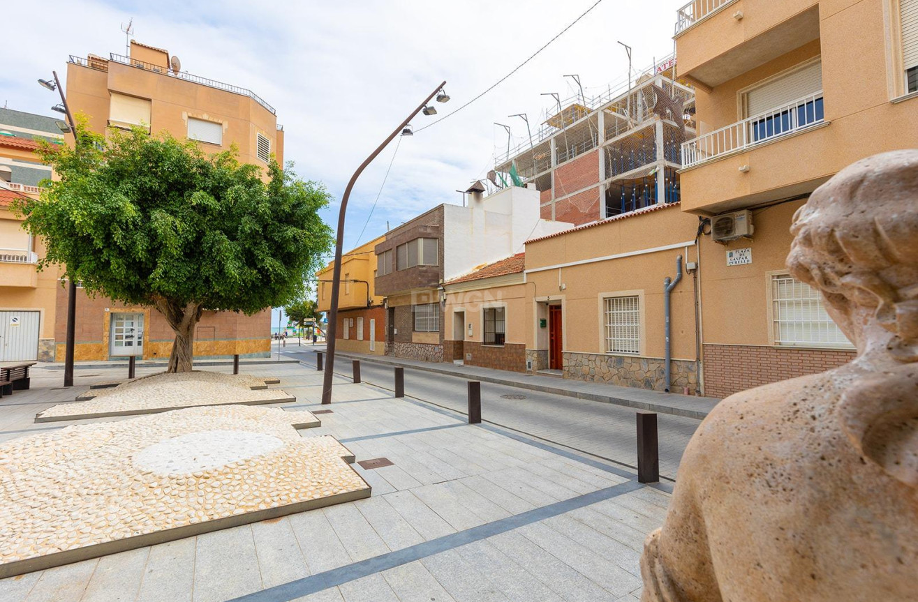 Resale - Apartment / flat - Torrevieja - La Mata