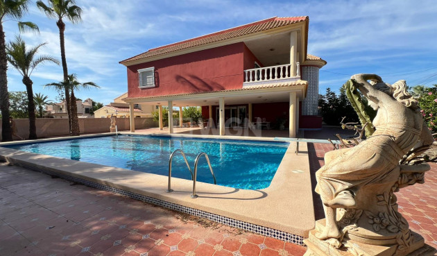 Odsprzedaż - Villa - Torrevieja - Torreta Florida