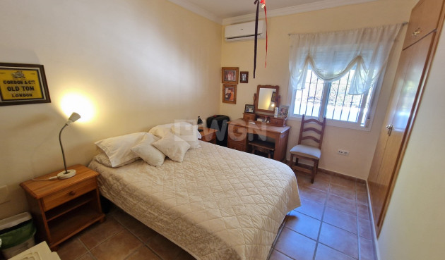 Resale - Villa - Vinuela - Inland