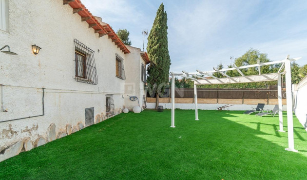 Reventa - Villa - Orihuela Costa - Punta Prima