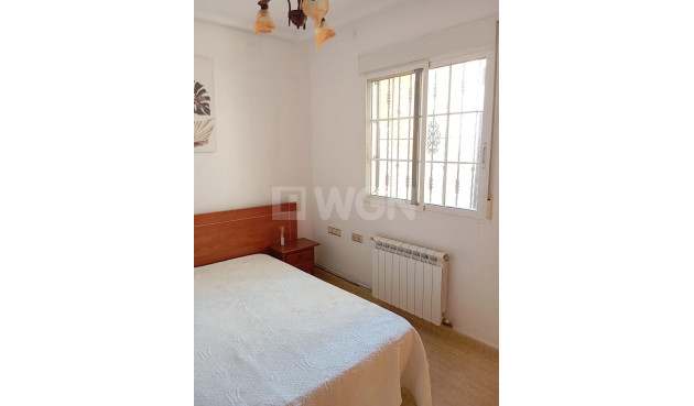 Resale - Bungalow - Orihuela Costa - PAU 26