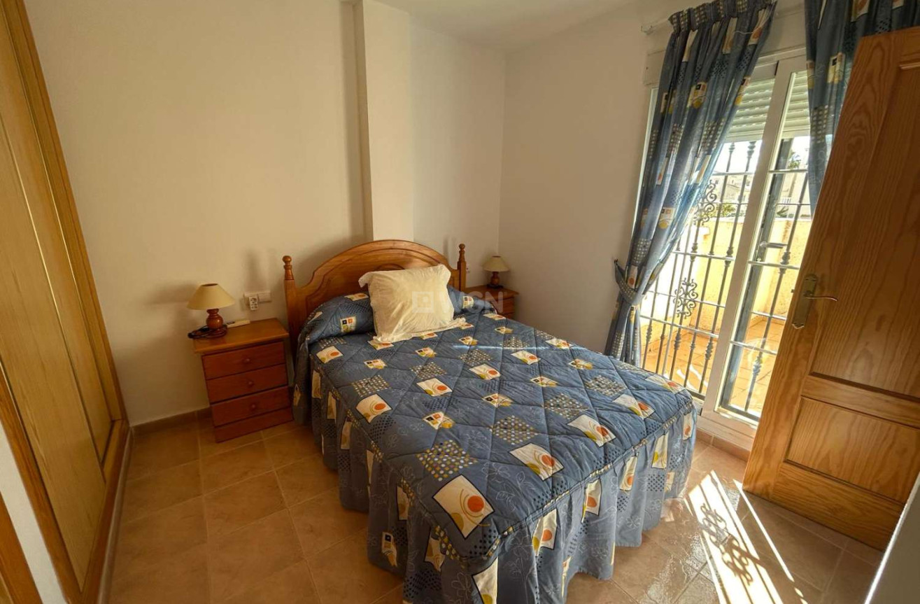 Resale - Bungalow - Torrevieja - Costa Blanca