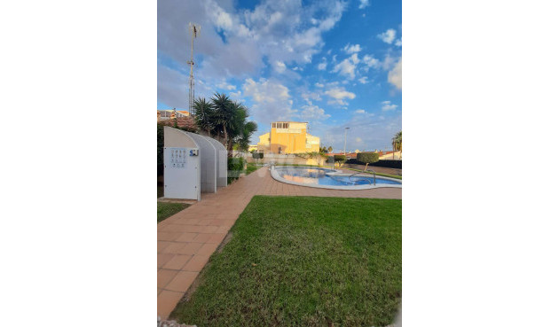 Resale - Bungalow - Torrevieja - Costa Blanca