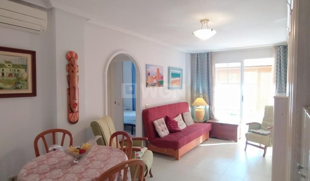 Resale - Apartment / flat - Torrevieja - Acequion