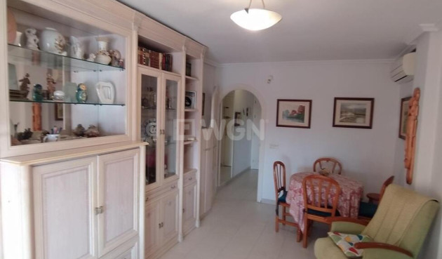 Resale - Apartment / flat - Torrevieja - Acequion