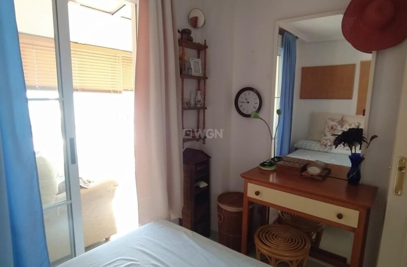 Resale - Apartment / flat - Torrevieja - Acequion