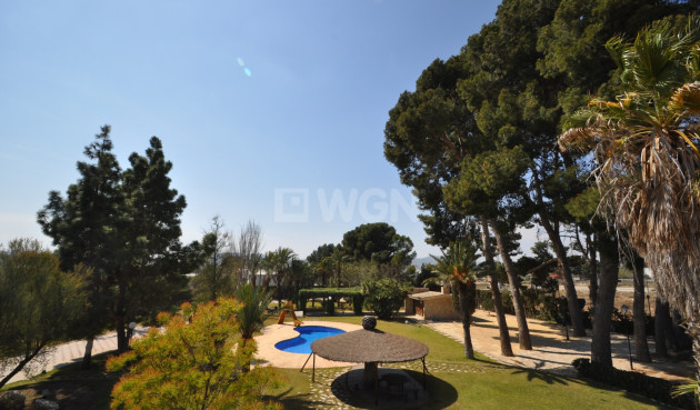 Resale - Villa - Elda - Inland