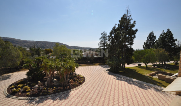 Resale - Villa - Elda - Inland